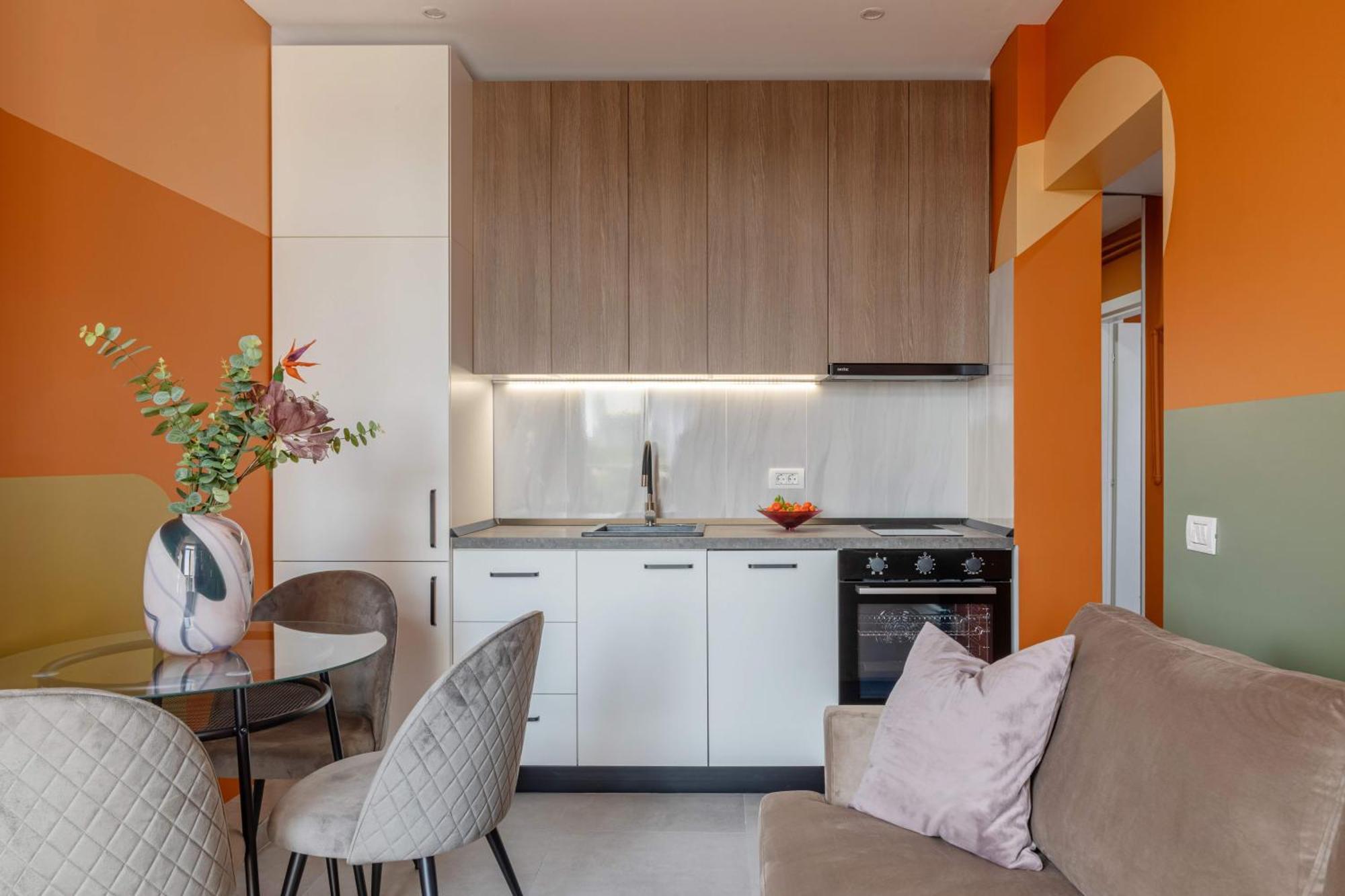 Appartamento Playful & Bright 1Br Near The Faculty Of Law Bucarest Esterno foto