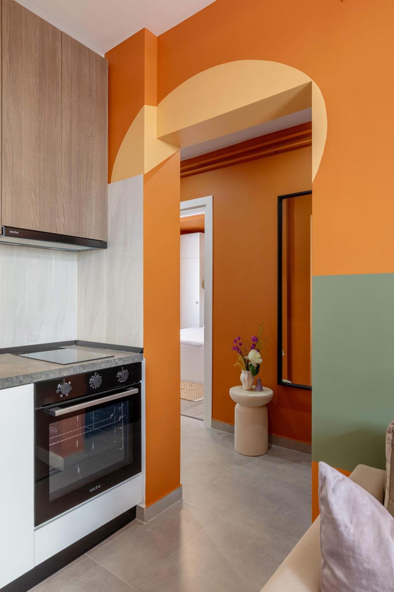 Appartamento Playful & Bright 1Br Near The Faculty Of Law Bucarest Esterno foto